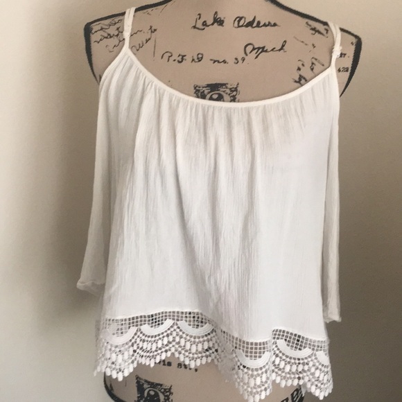 H&M Tops - H&M cold Shoulder tank